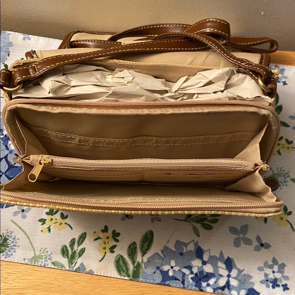 Tan Woven Crossbody Bag - Picture 4 of 6